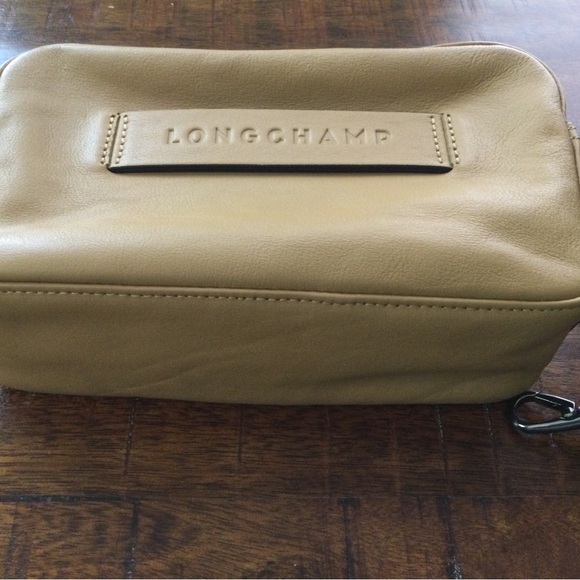 Longchamp 3D Camera Bag - Picture 3 of 5